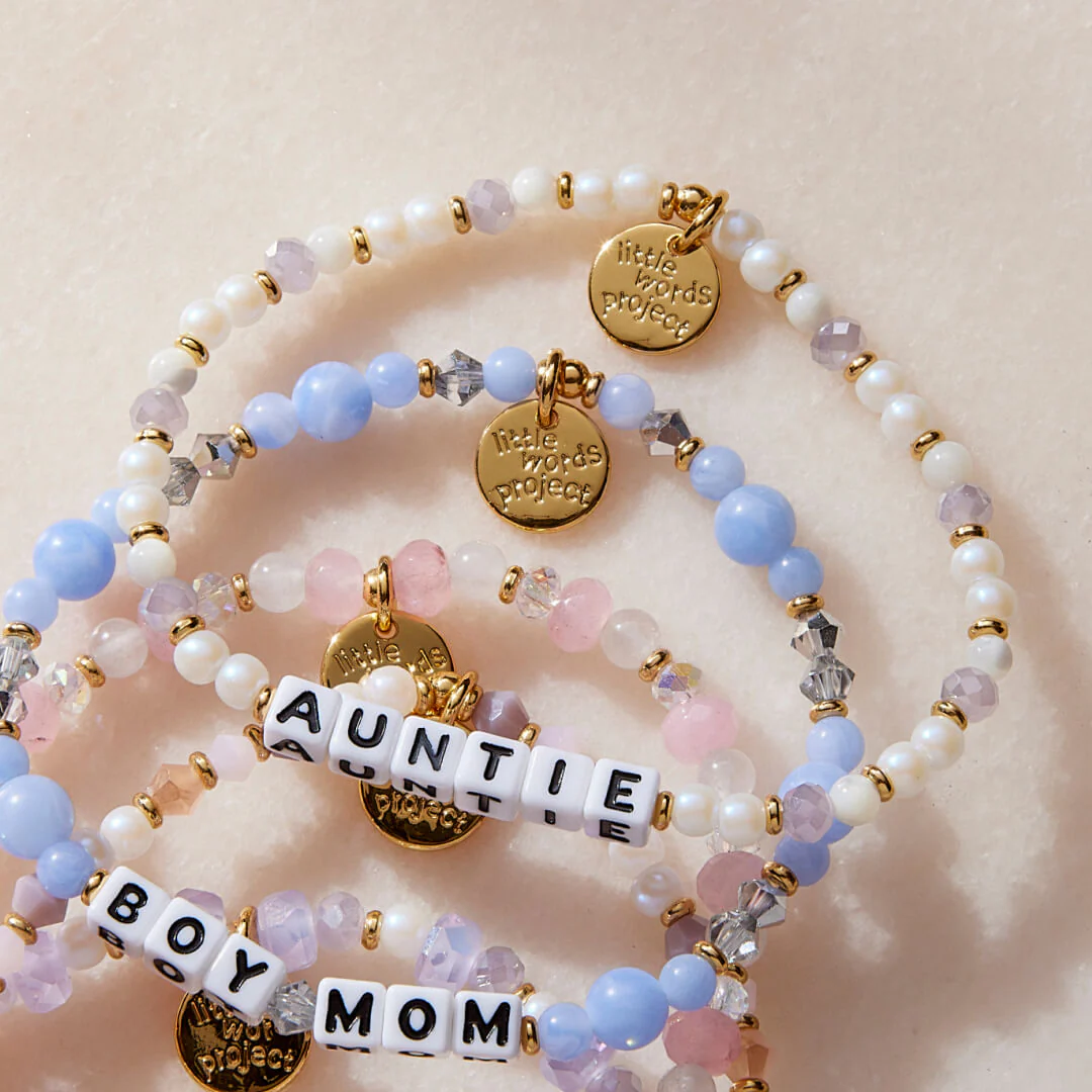 Auntie- Family - Image 3