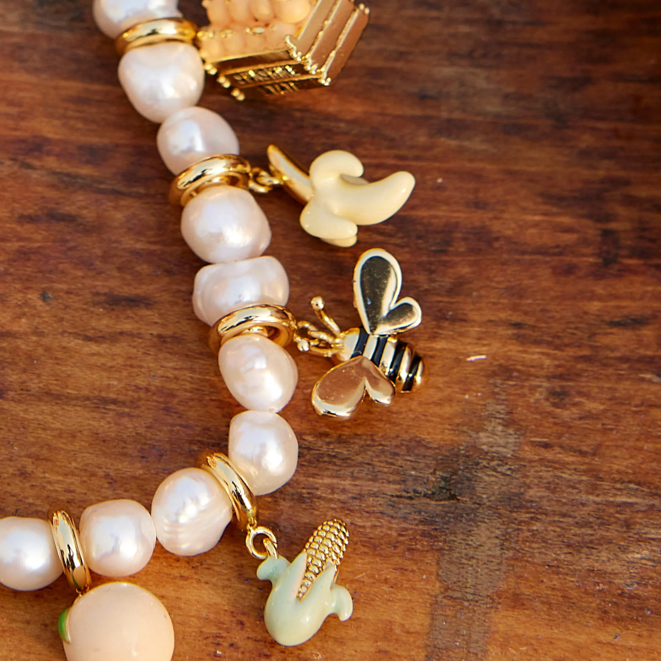 Bee Charm - Image 2