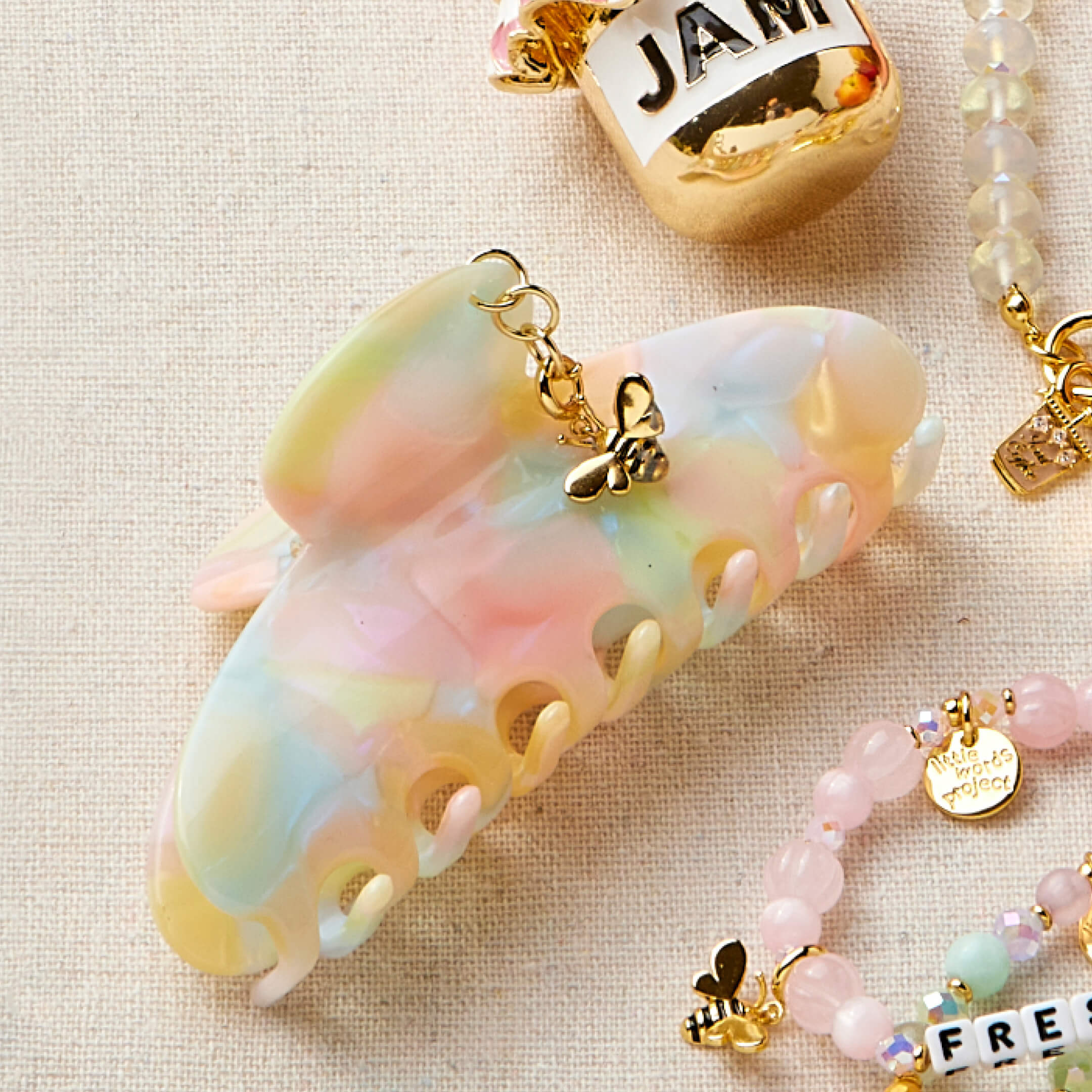 Bee Charm - Image 3