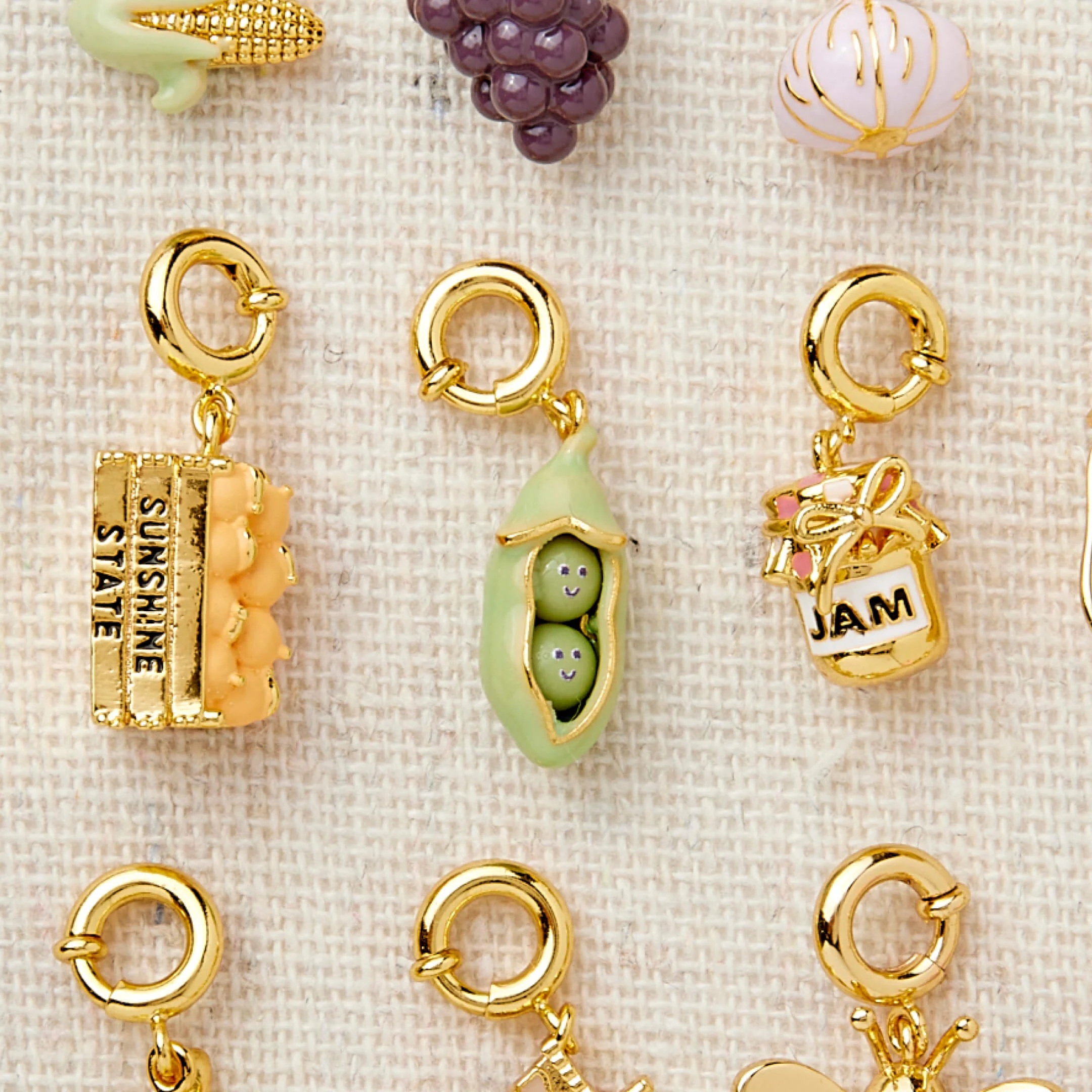 Two Peas Charm - Image 3